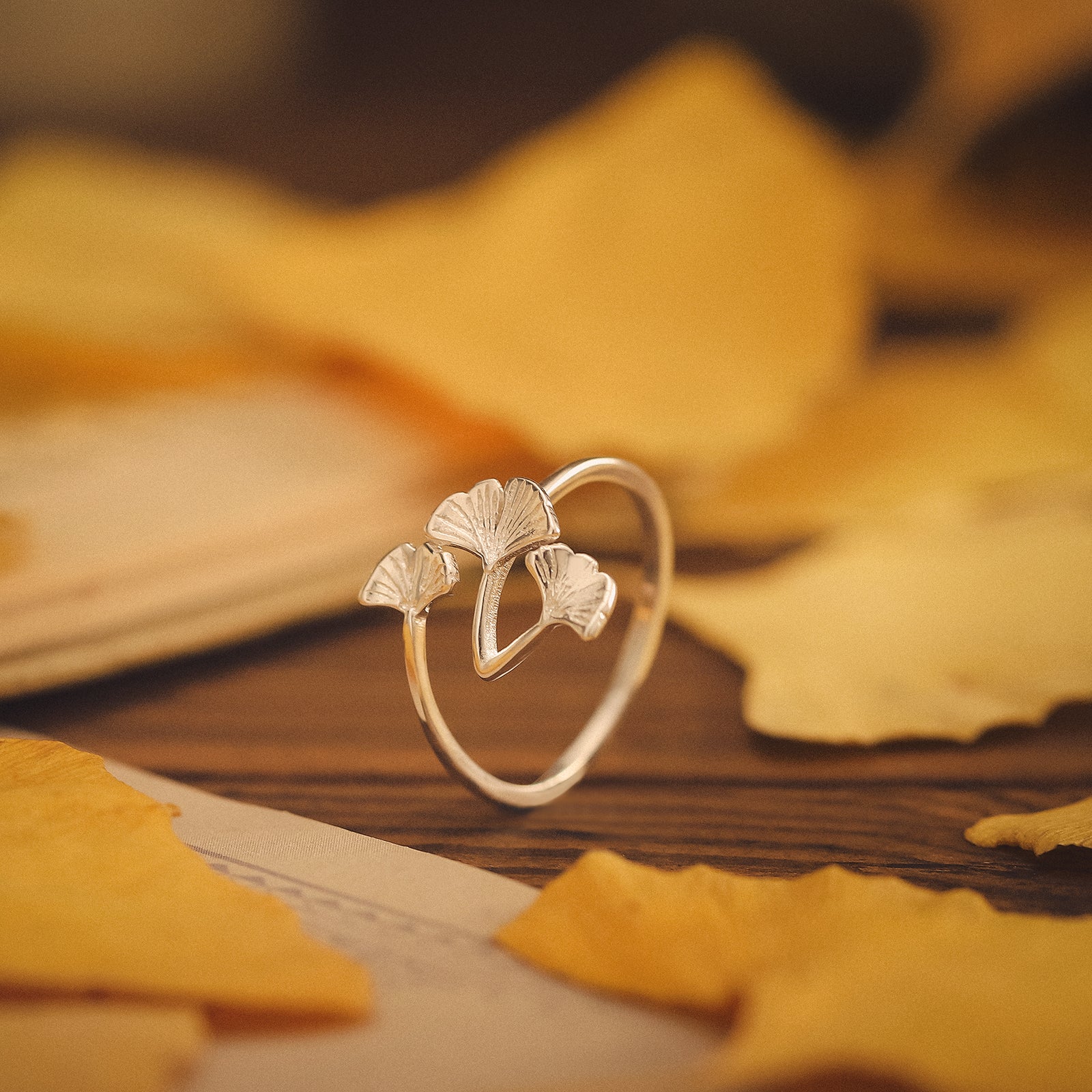 Selenichast Autumn Leaf Ring