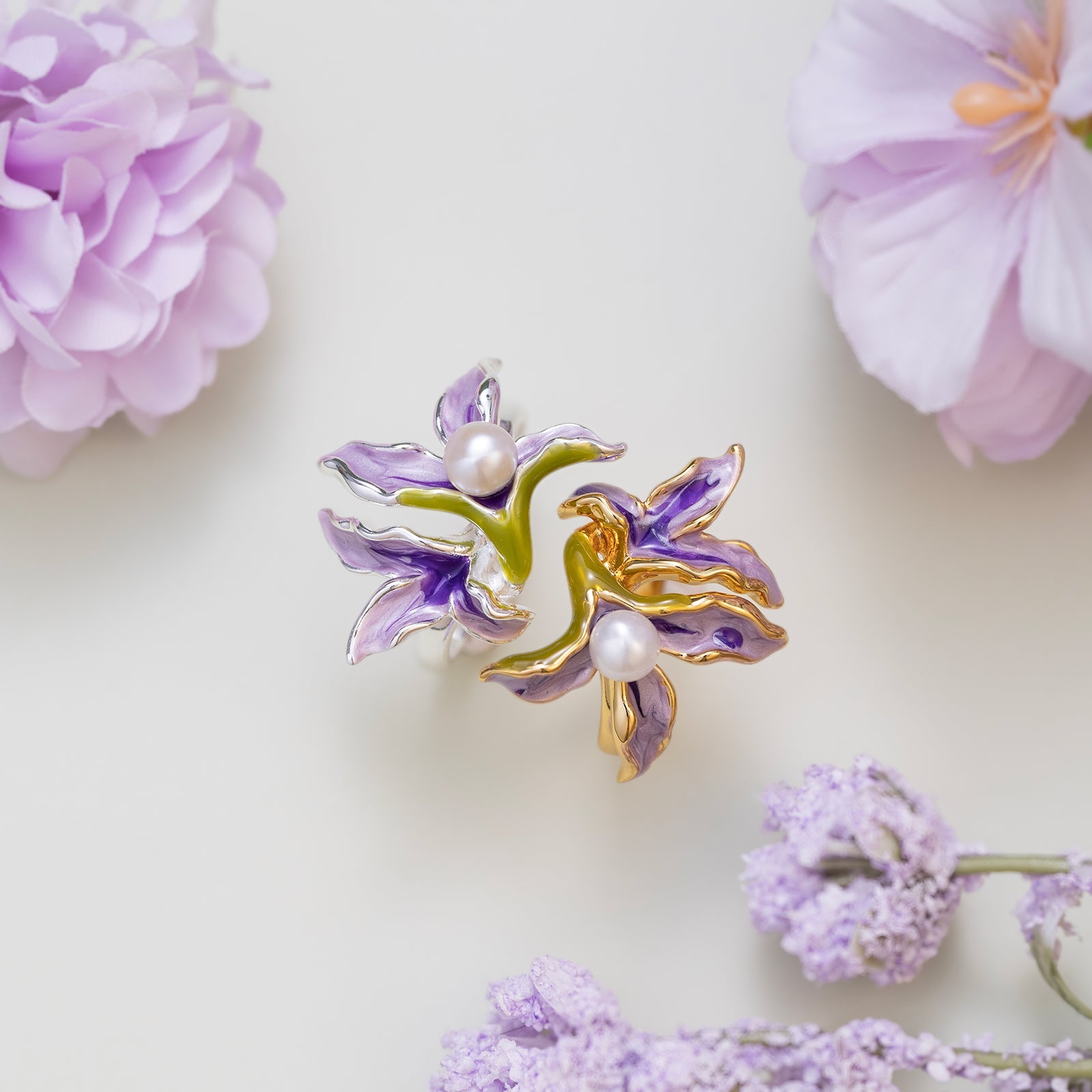 Selenichast Iris Ring