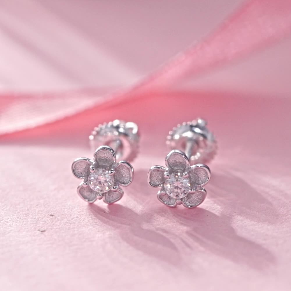Moissanite Flower Stud Earrings