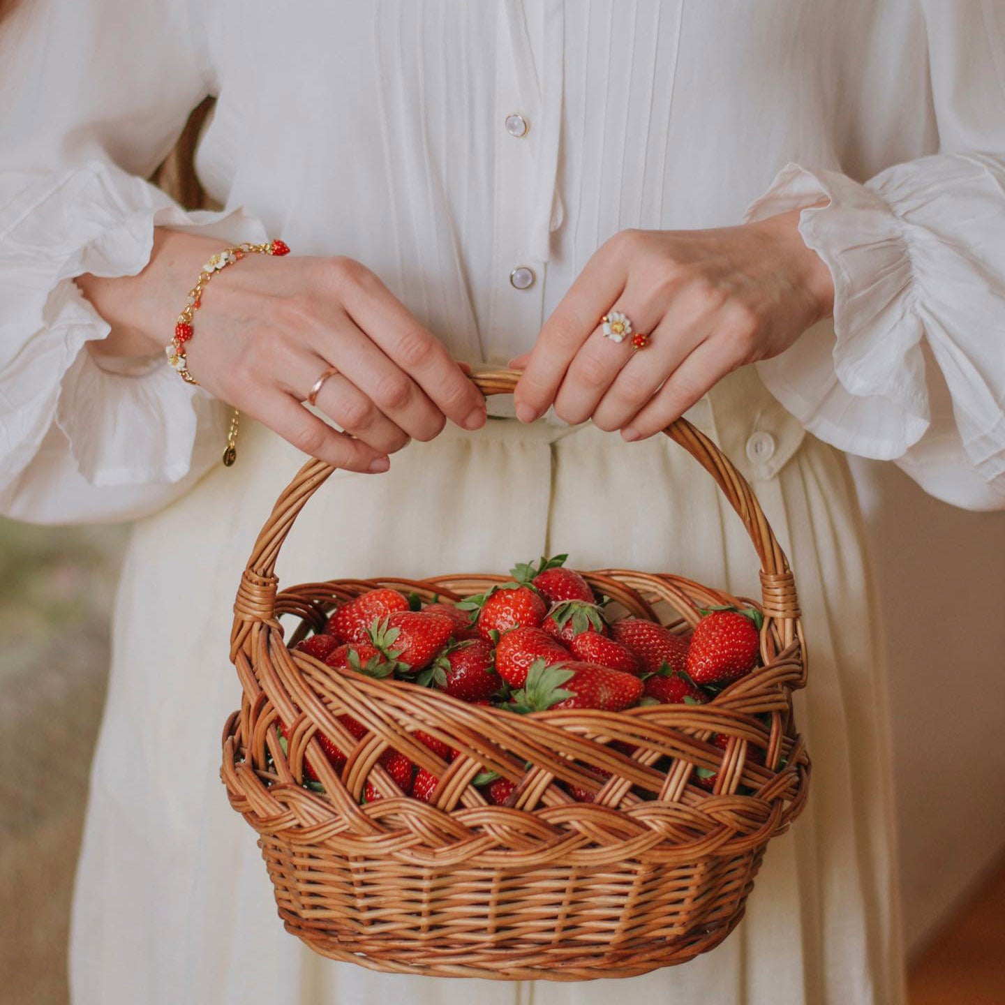 Strawberry Ring for Influencer