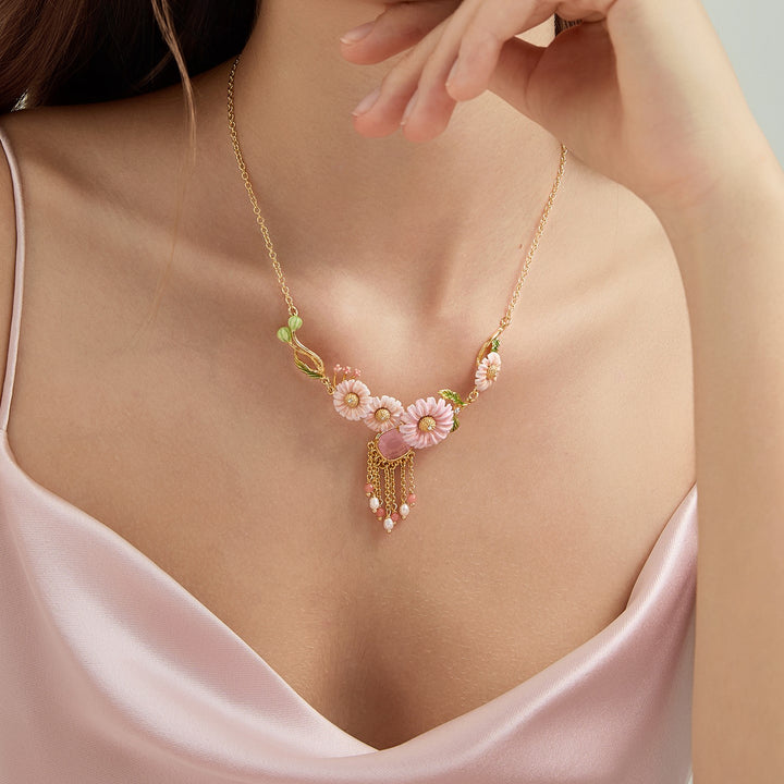 Rose Quartz Daisy Necklace