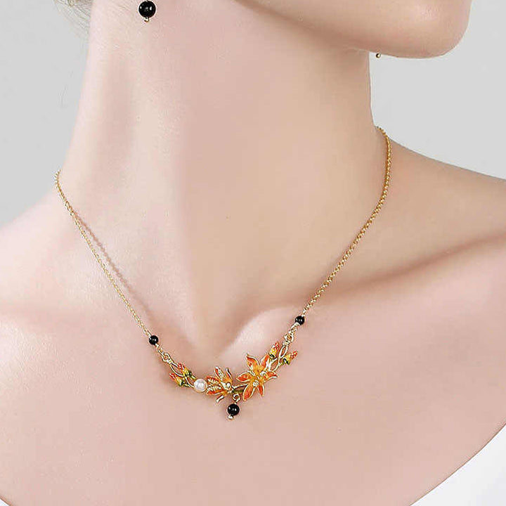 Leopard Flower Necklace