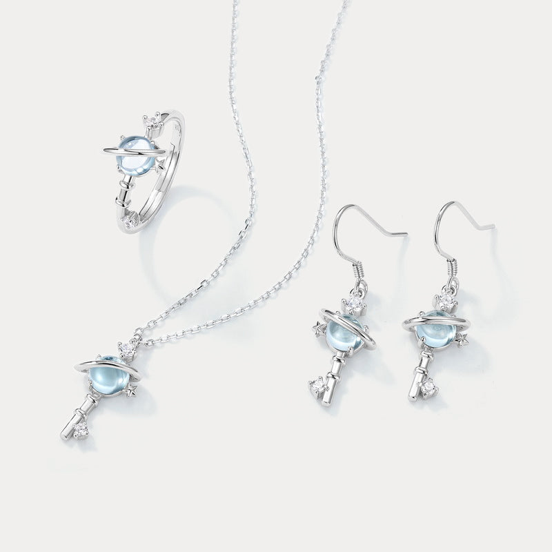 Saturn Halo Topaz Ring Gift