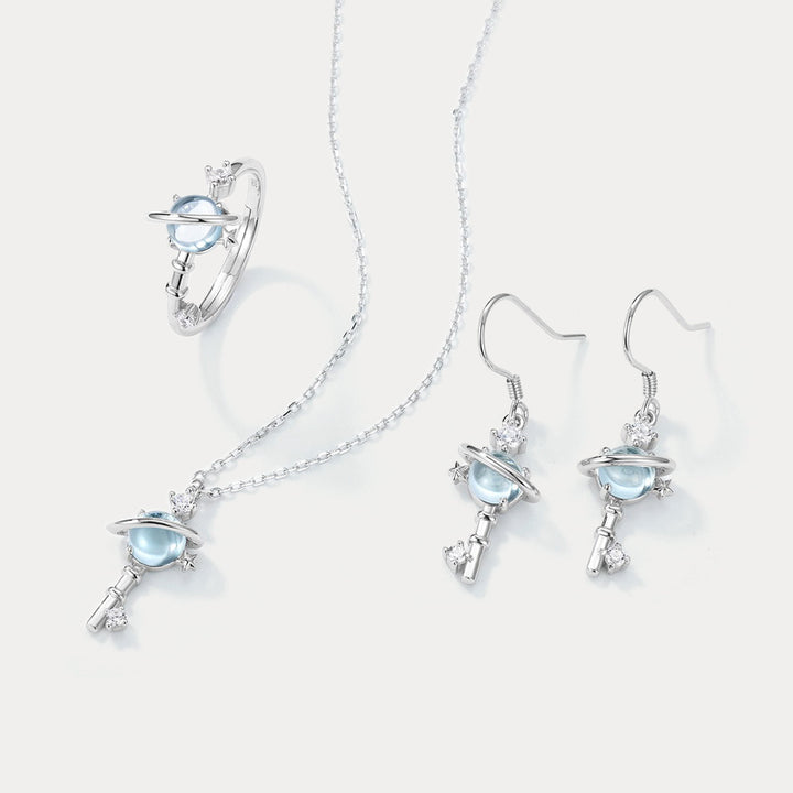 Saturn Halo Topaz Ring Gift