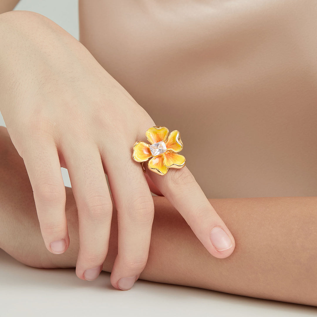 Selenichast Gold Flower Ring Enamel jewelry