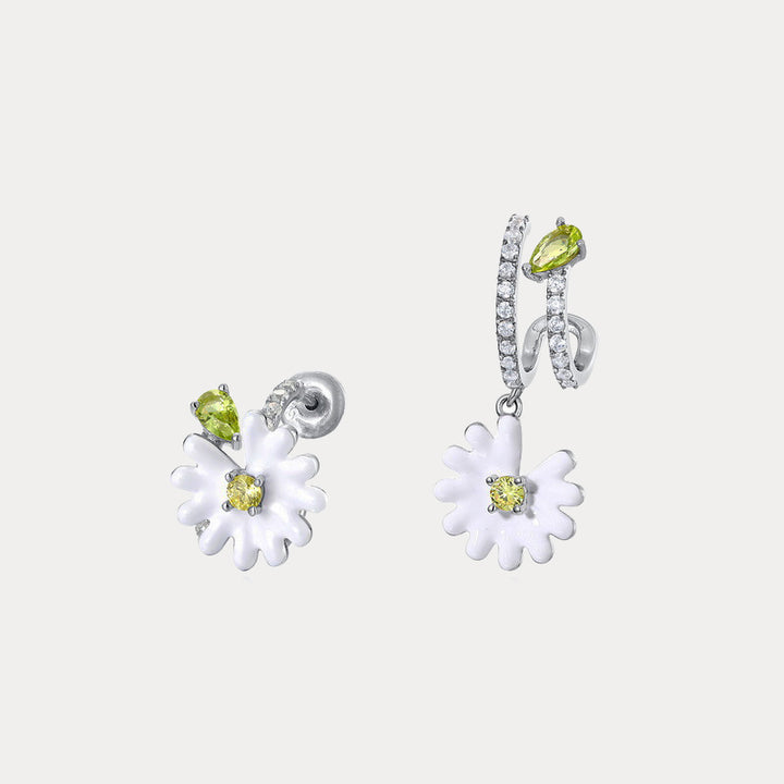 Selenichast Silver Daisy Earrings