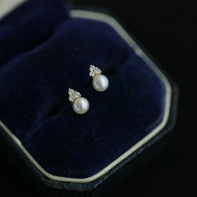 Selenichast Pearl Stud Earrings Pearl Jewelry