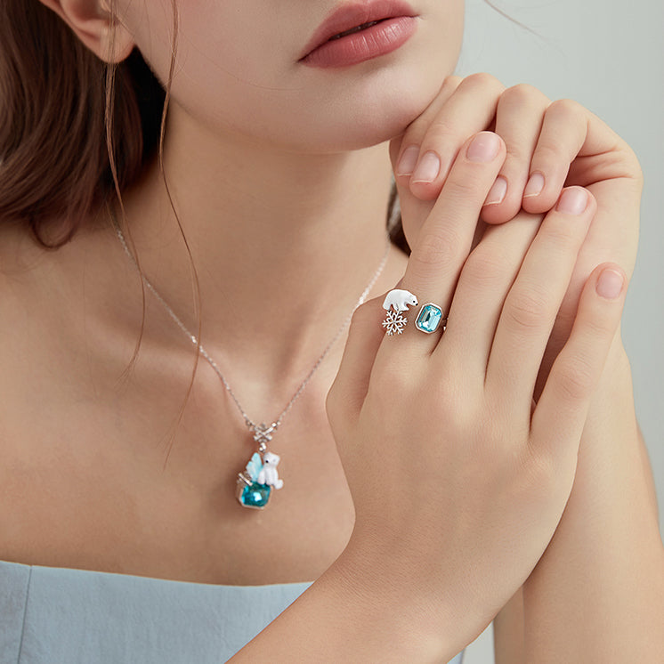 Cute Snowflake Polar Bear Ring