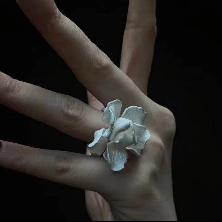 Silver Flower Ring Flower Ring Selenichast 