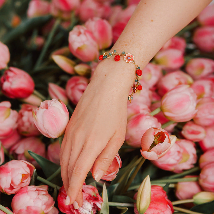 Raspberry Flower Beads Bracelet
