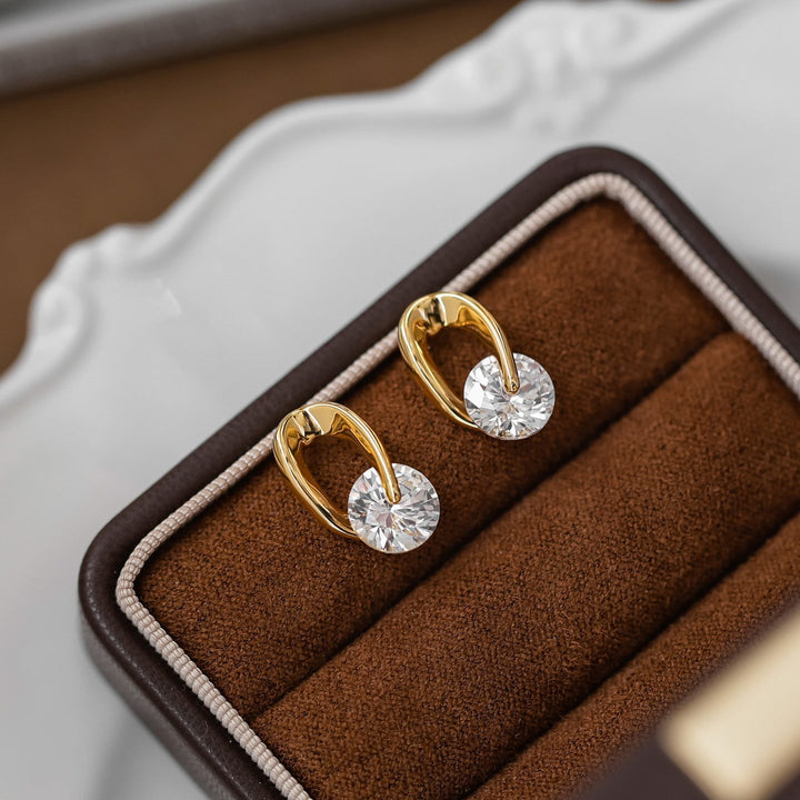 Selenichast Stud Earrings 