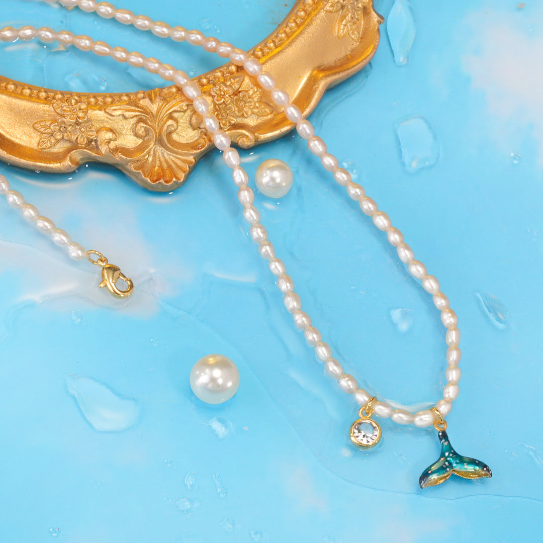 Mermaid Tail Pearl Necklace