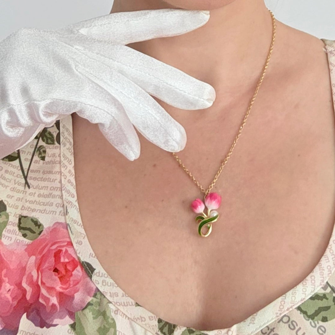 Tulip Necklace