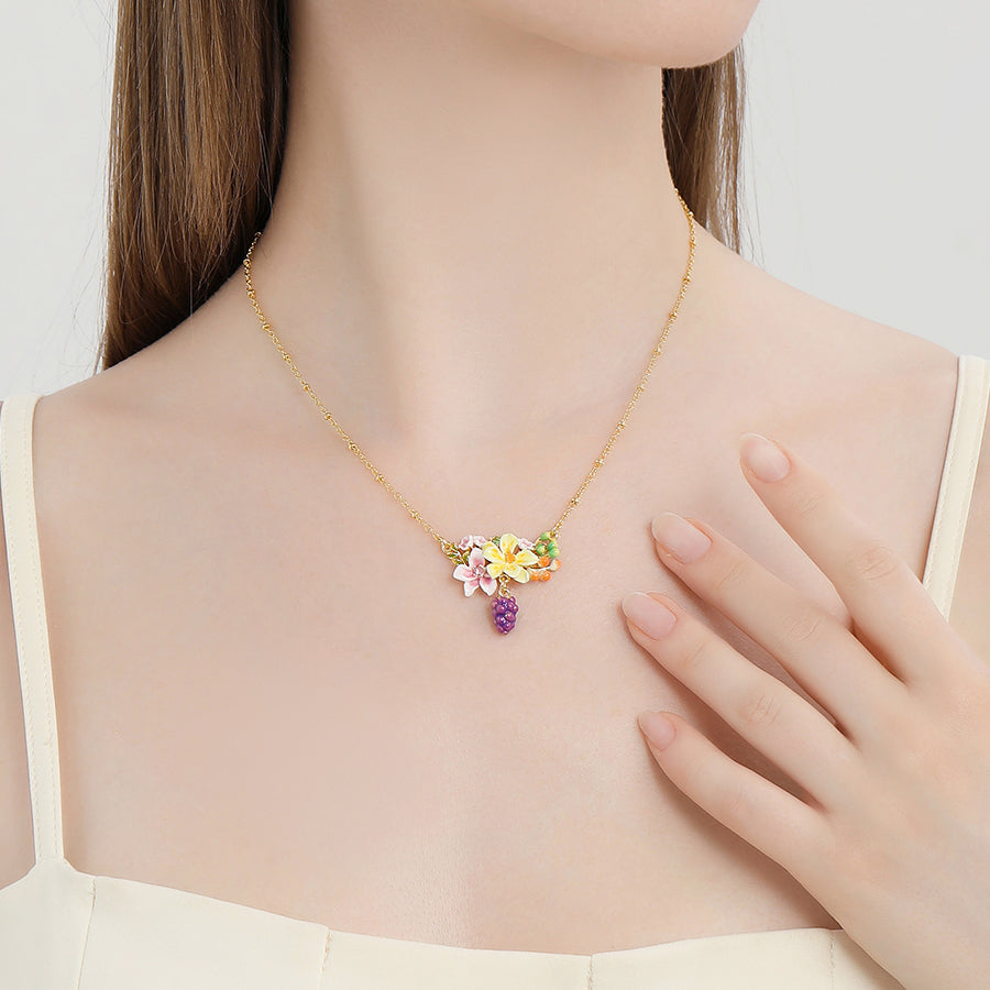 Sweet Grape Flower Pendant Necklace