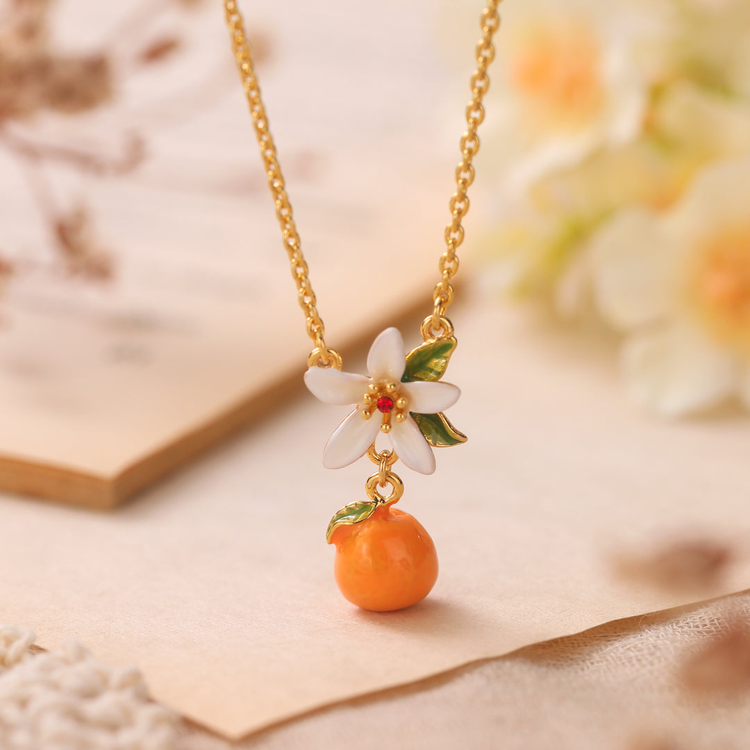 Collier orange