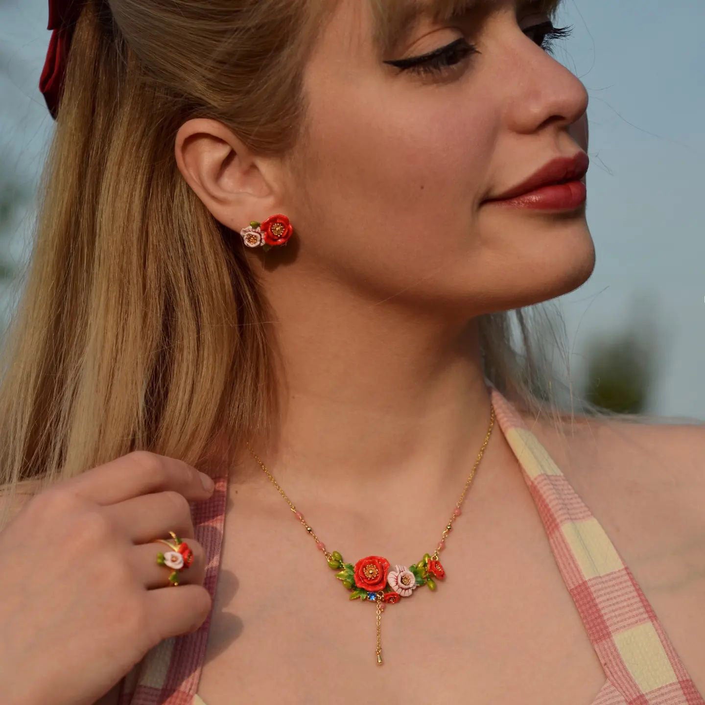 gold poppy necklace