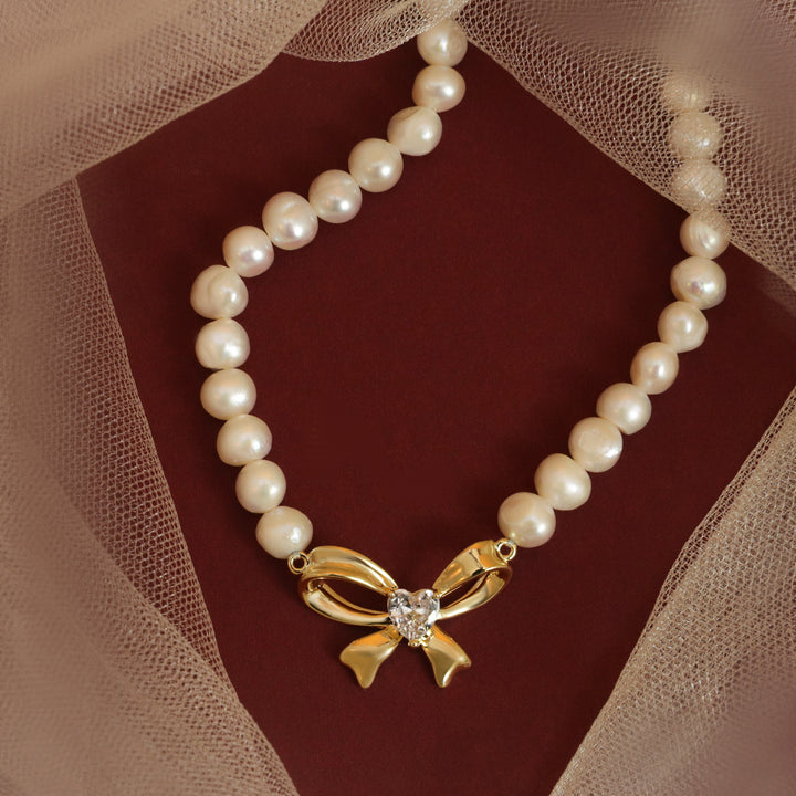 Selenichast Pearl Bow Necklace