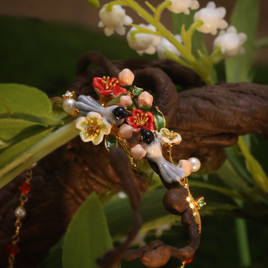 Selenichast Red-billed Blue Magpie Pearl Bracelet