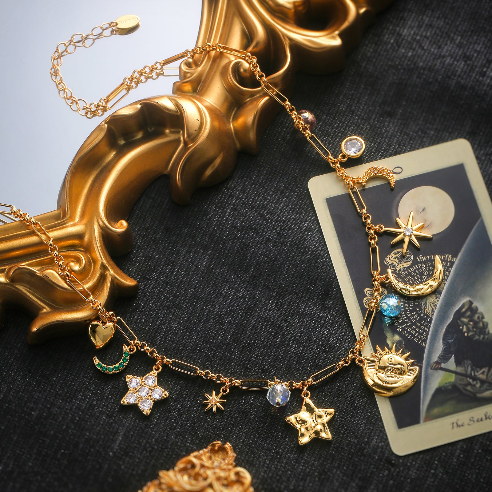 Collar de encanto de la estrella de la luna