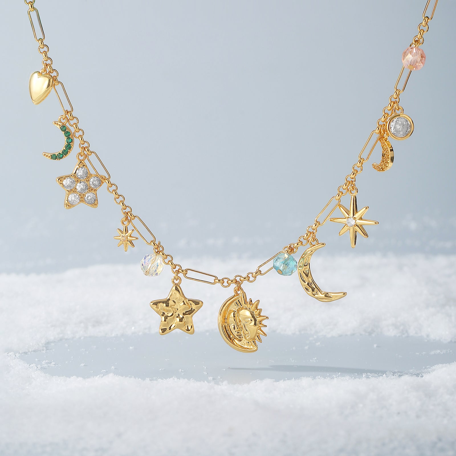 Collar de encanto de la estrella de la luna