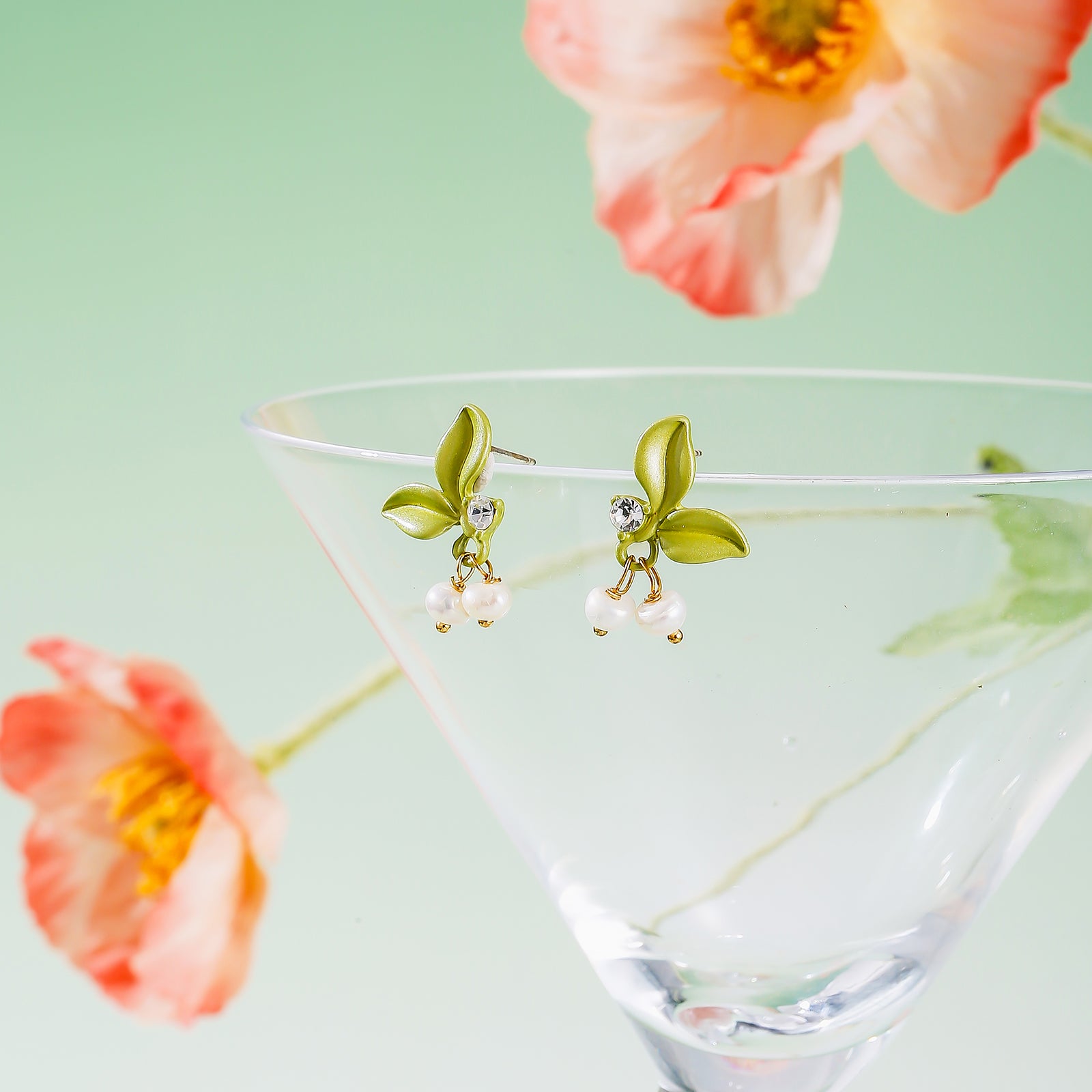 Lilie der Valley Diamond Ohrringe