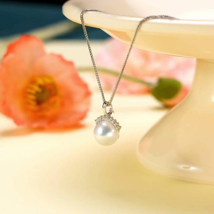 Freshwater Pearl Pendant Necklace