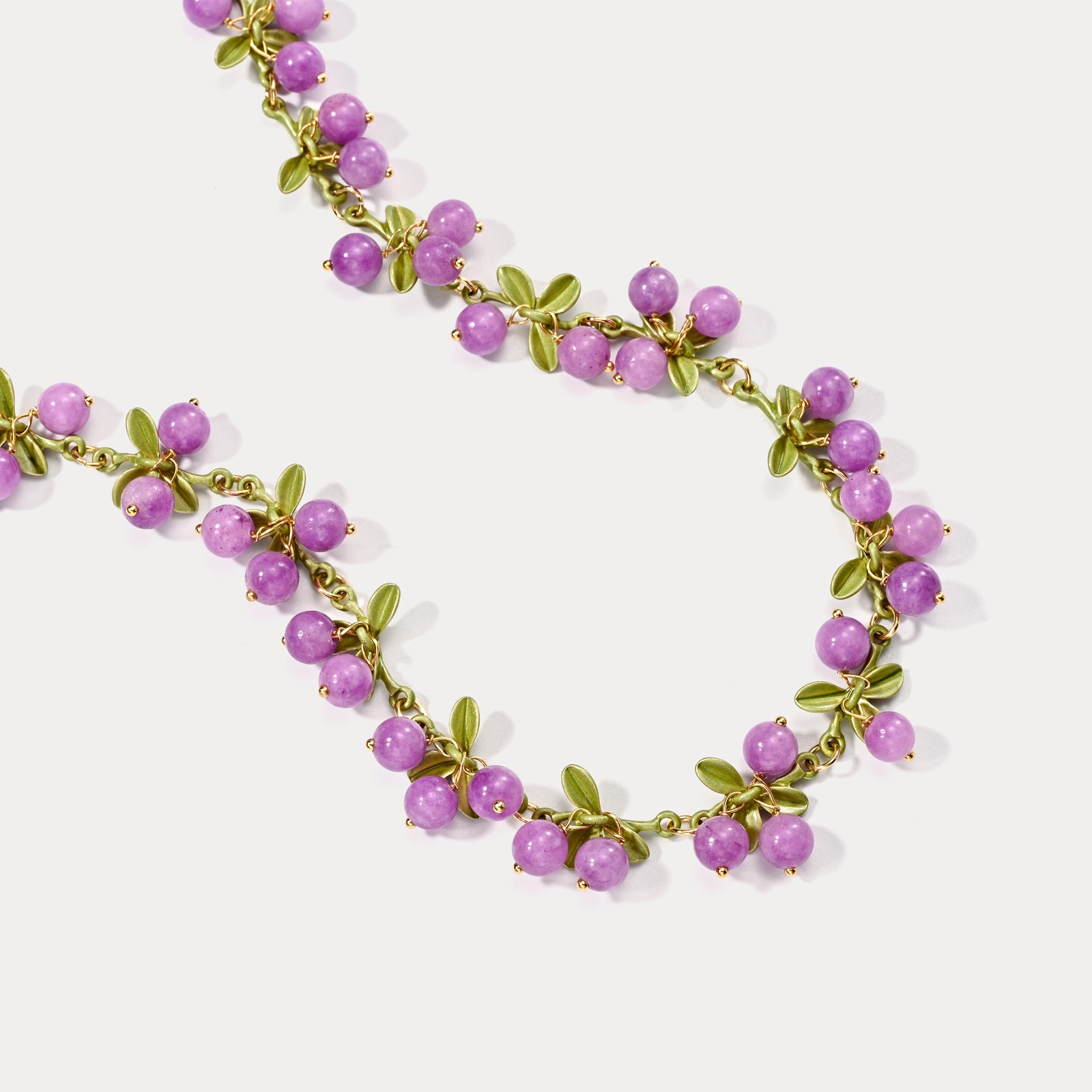 Berries -Pearl Necklace- selling purple