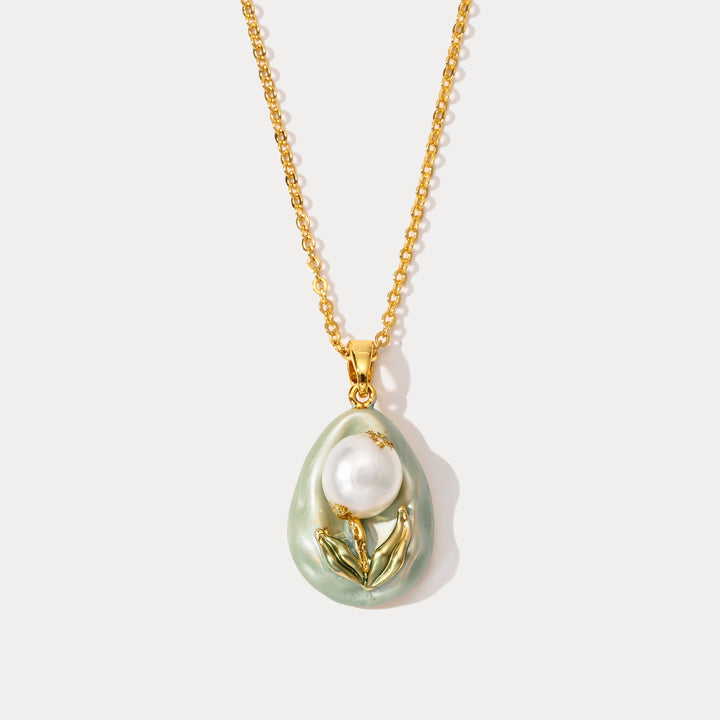 Selenichast Pearl Tulip Flower Necklace