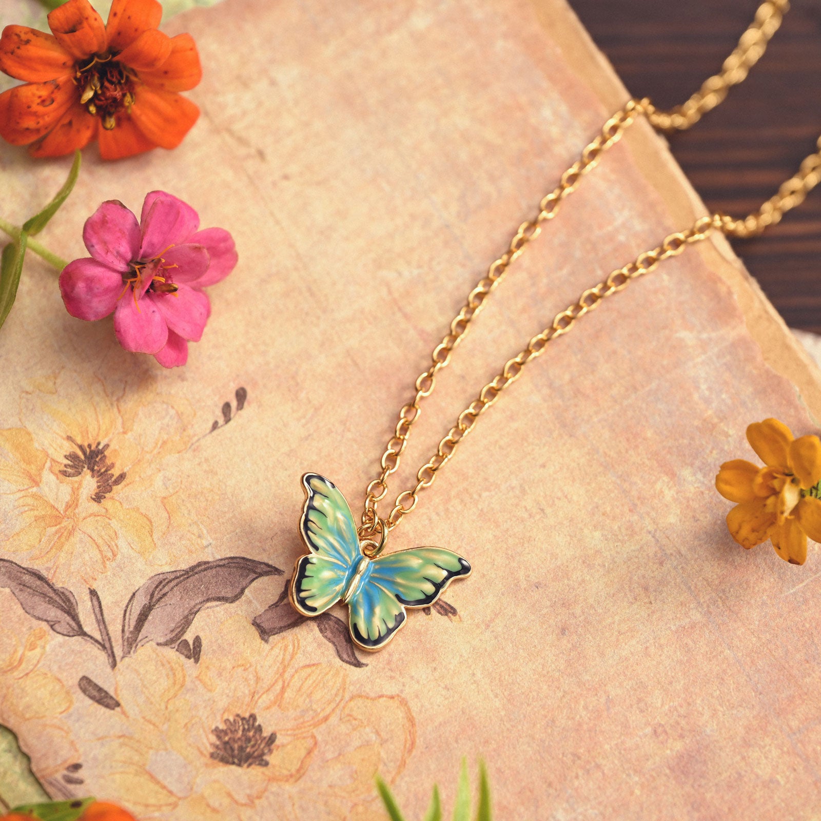 Butterfly aesthetic necklace hotsell