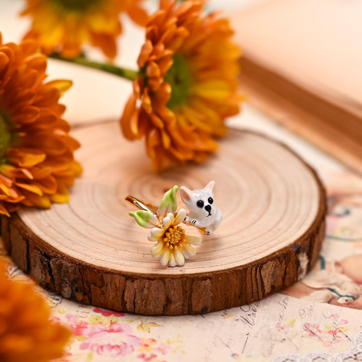 Daisy Dog Ring