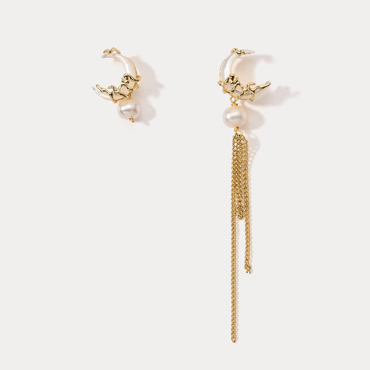 Moon Pearl Earrings