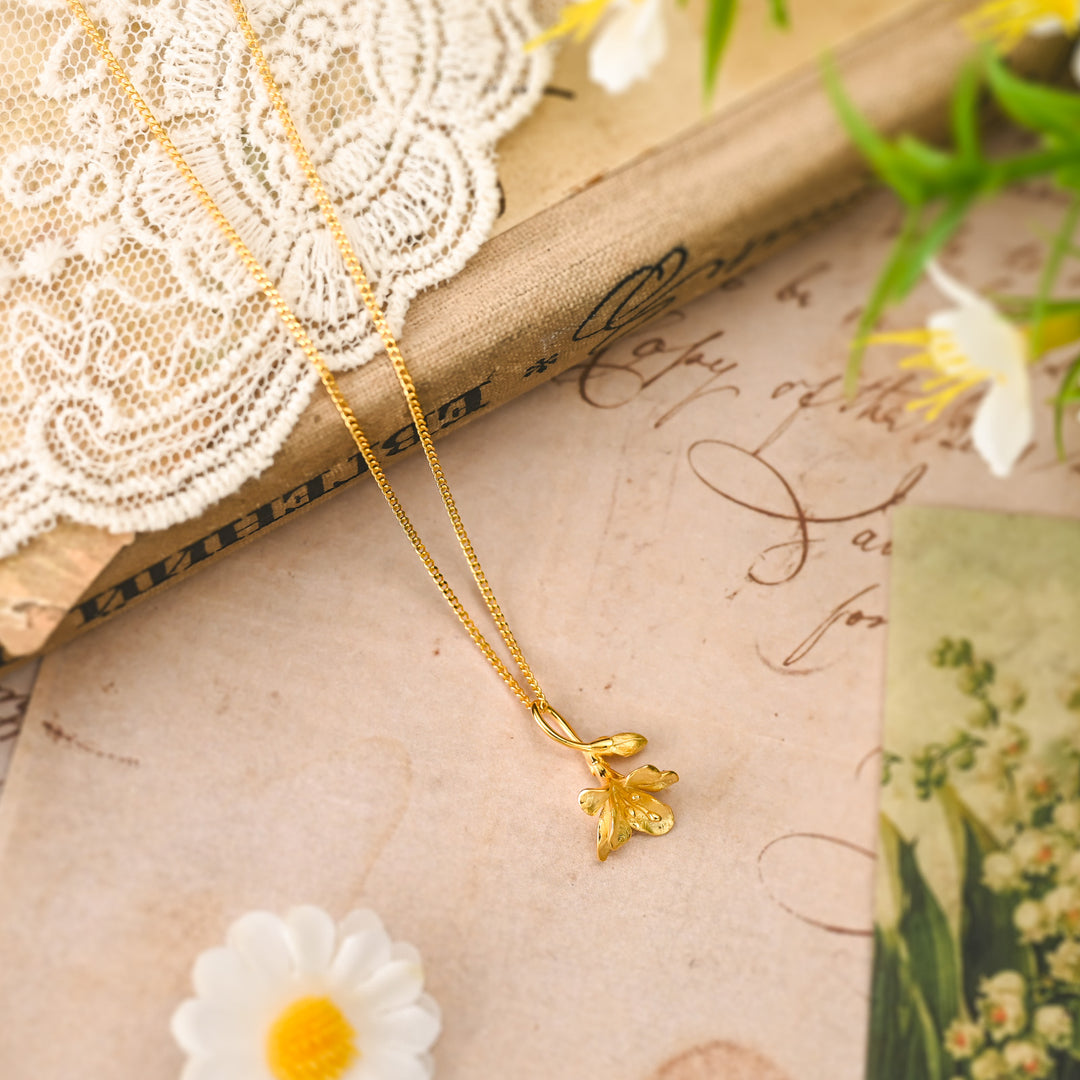 Freesia Necklace