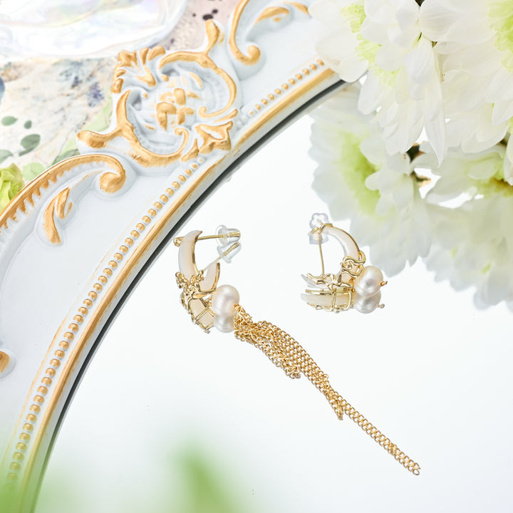 Moon Pearl Earrings