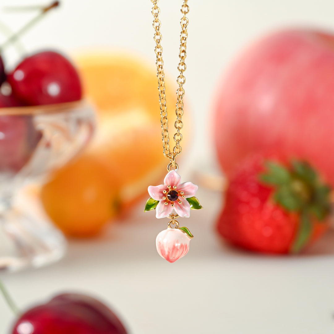 Collier de fleur de pêche