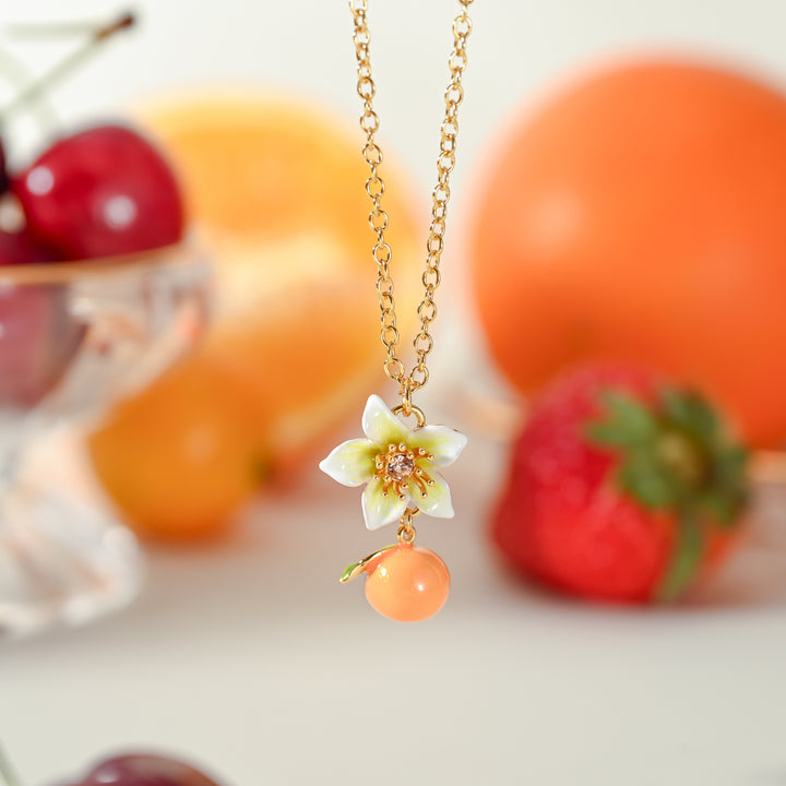 Collier de fleur d'orange