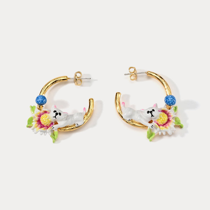 Daisy Dog C-shaped Earrings