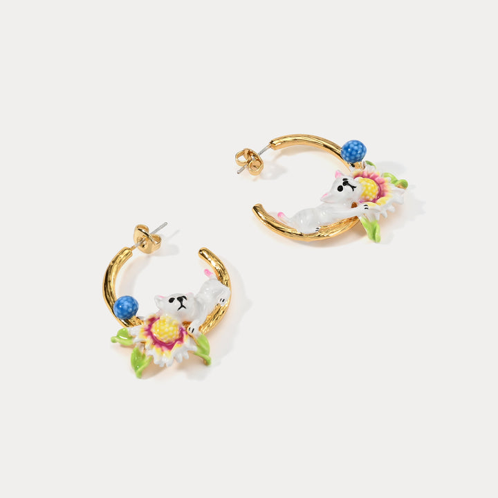 Daisy Dog C-shaped Earrings