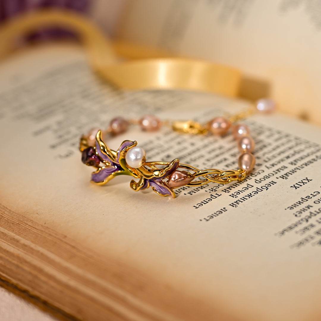 Iris Flower Pearl Bracelet