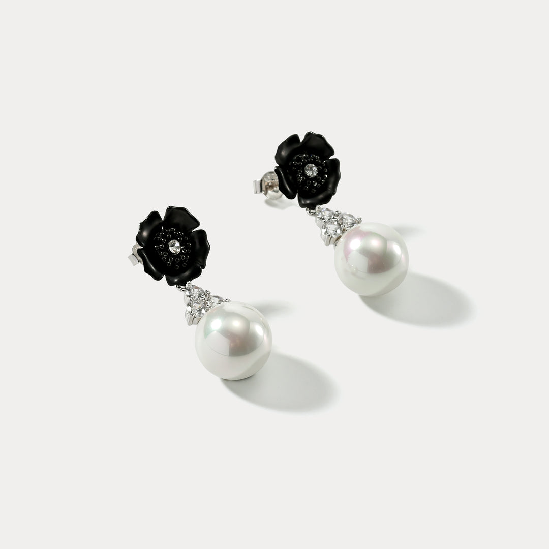 Black Flower Pearl Earrings