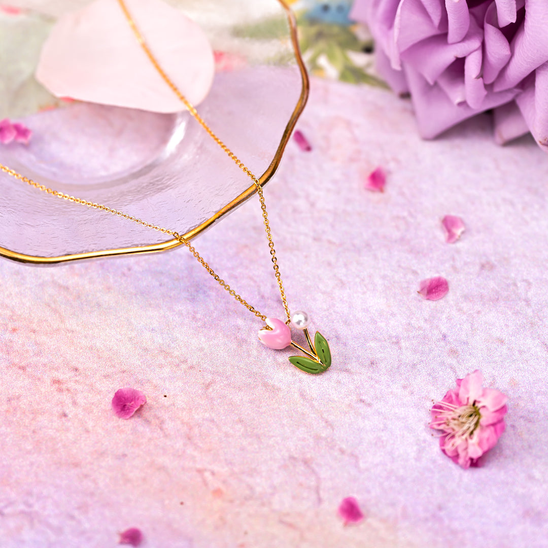 Tulip Necklace