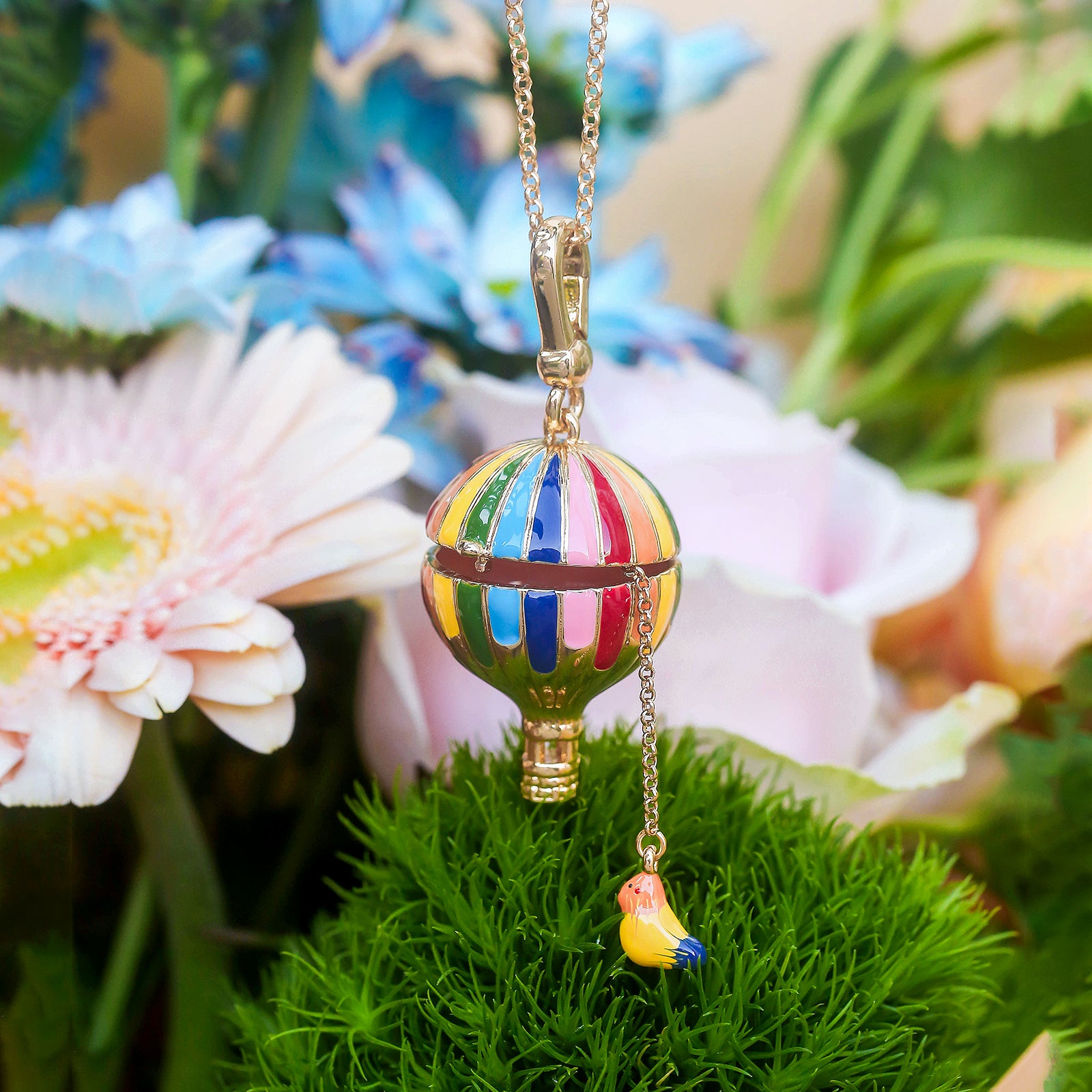 Collier de médaillon à ballon à air chaud