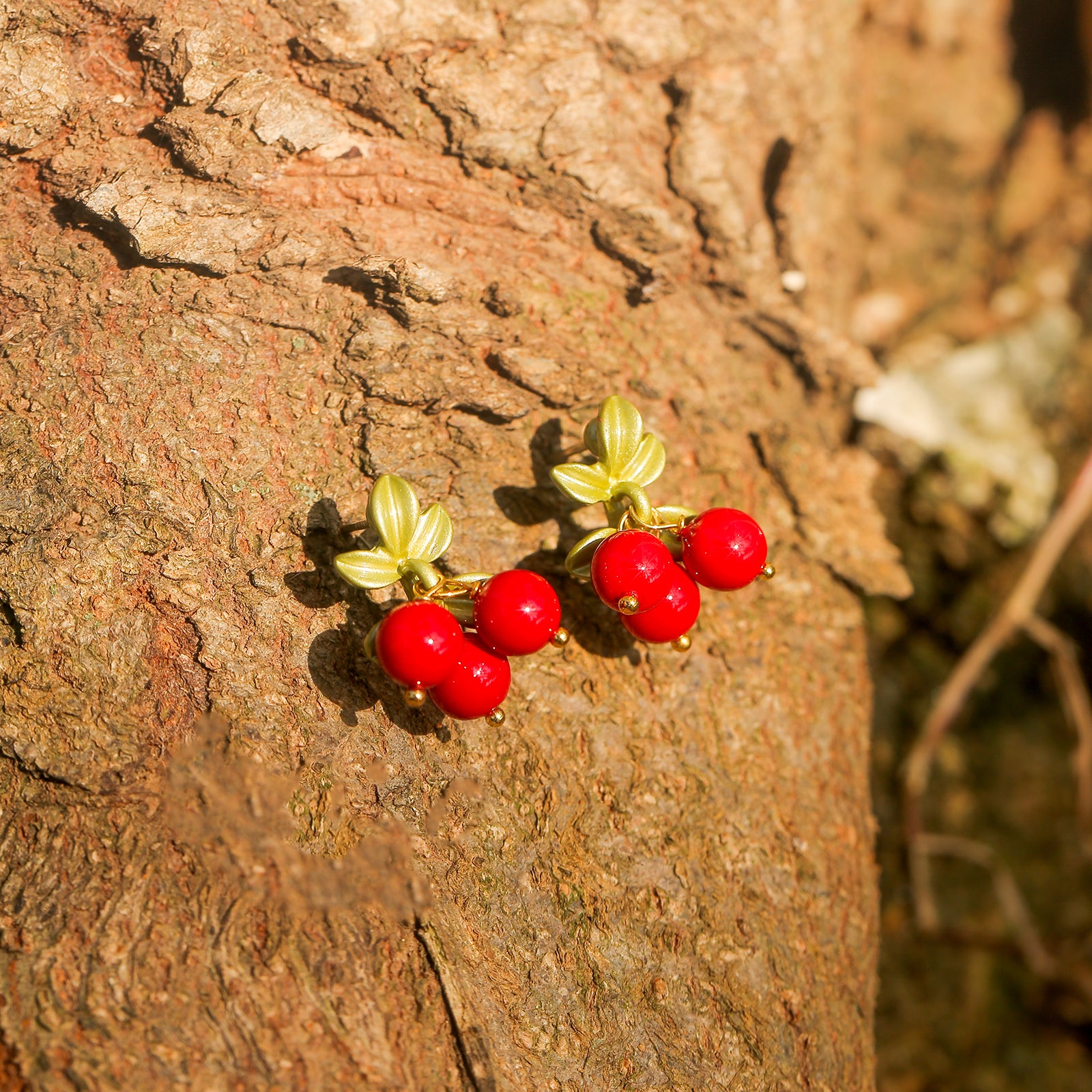 Boucles d'oreilles de goujon aux canneberges