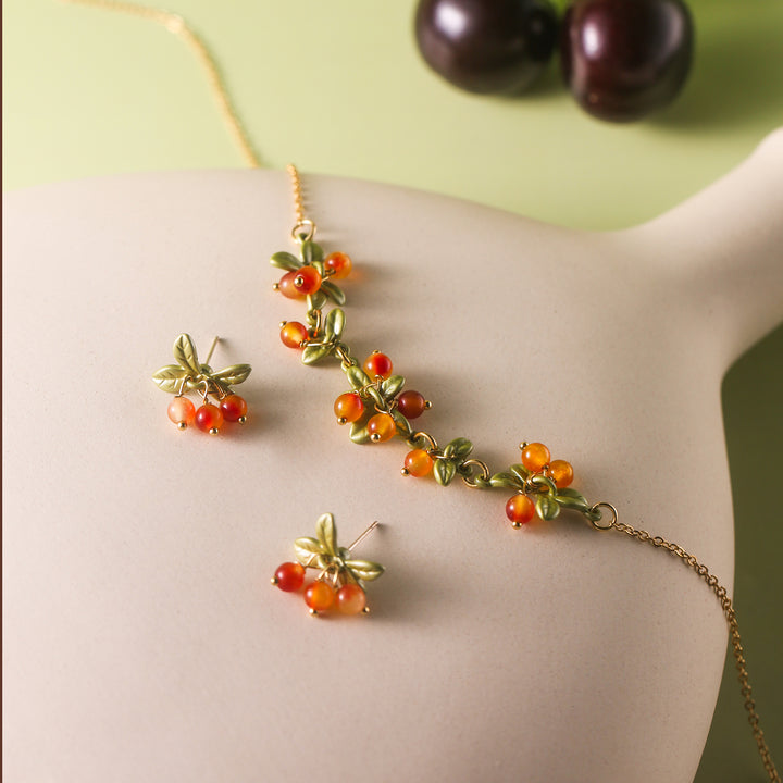 Dainty Orange Berry Necklace