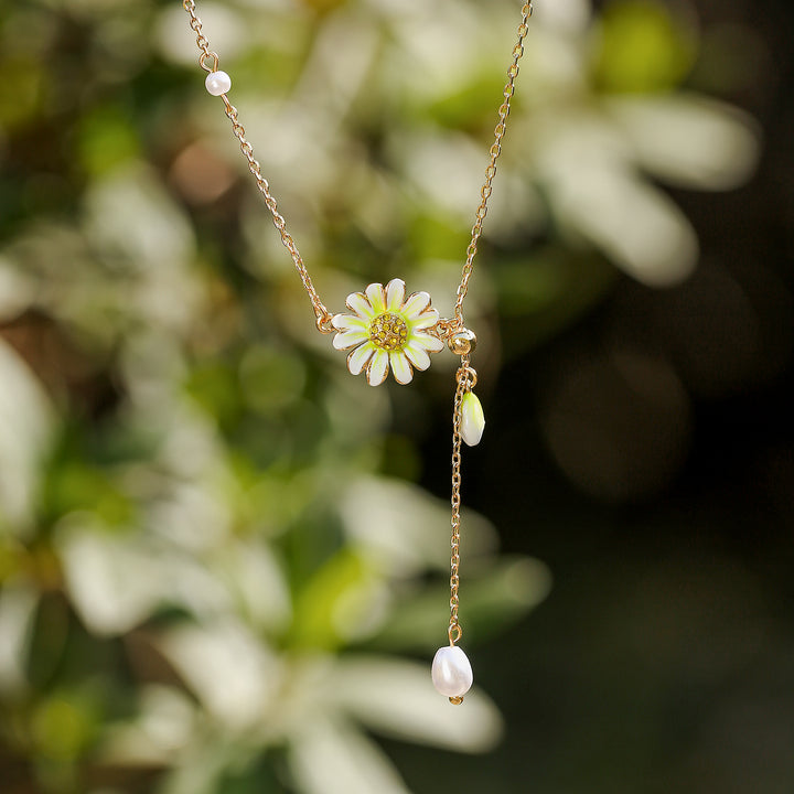 Daisy Flower Necklace
