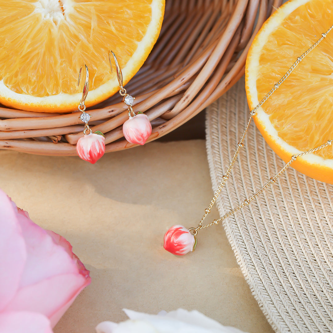복숭아 귀걸이