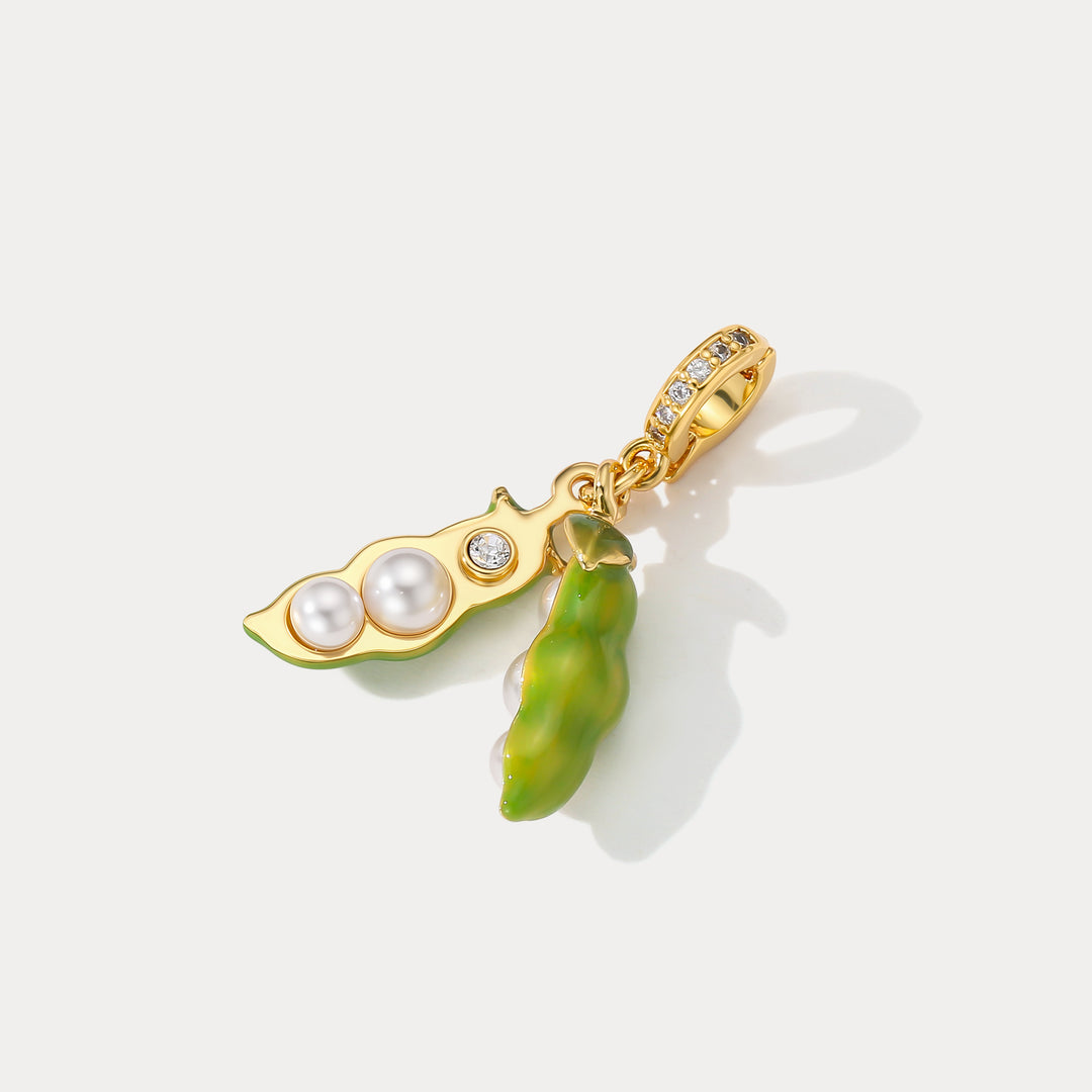 Pea Pod Pearl Charm Selenichast