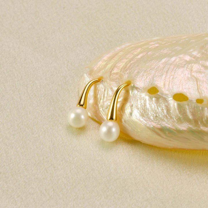 Freshwater Pearl Earrings