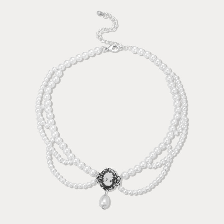 Victoria Pearl Choker