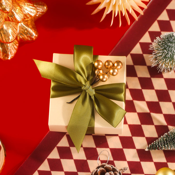 Christmas Classic Gift Box
