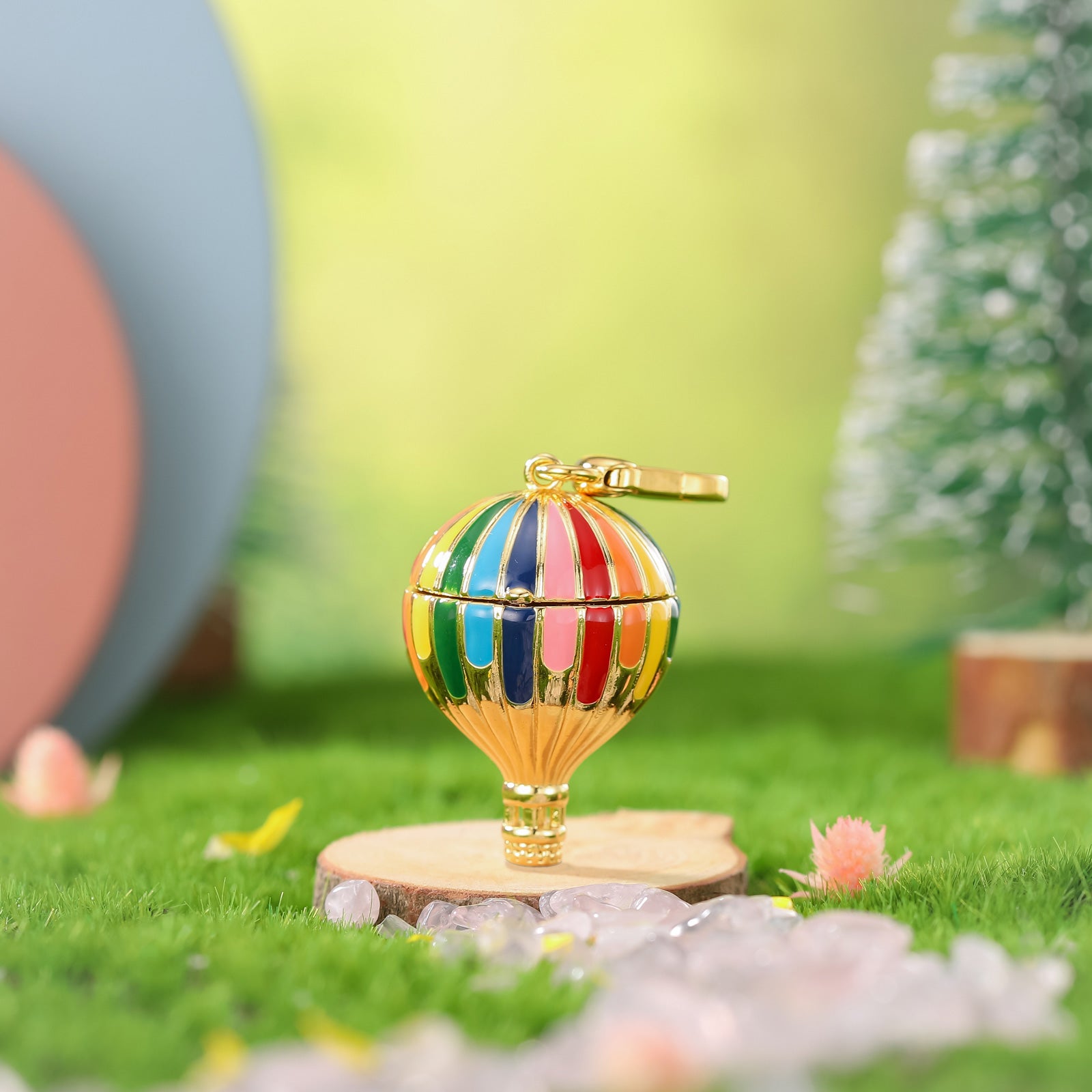 enamel hot air balloon pendant necklace